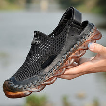 Load image into Gallery viewer, Merkmak Summer Genuine Leather Men's Sandals Handmade Classic Men Shoes Walking Beach Sandals Outdoor Men Roman Sandals Big Size